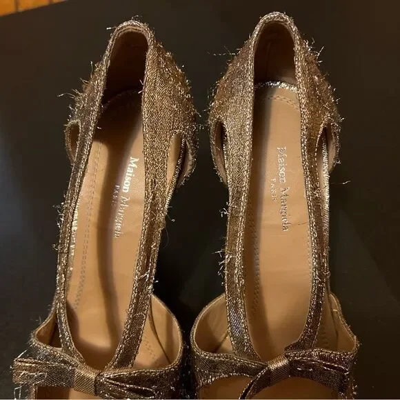 Maison Margiela Distressed Metallic Leather Pumps - Picture 6 of 10